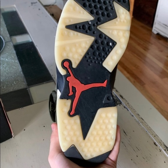 Travis Scott Jordan 6 - Picture 8 of 10